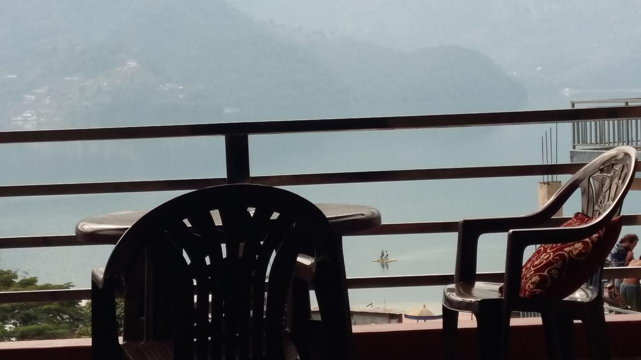 Hotel Bhadrakali Pokhara Inn Extérieur photo