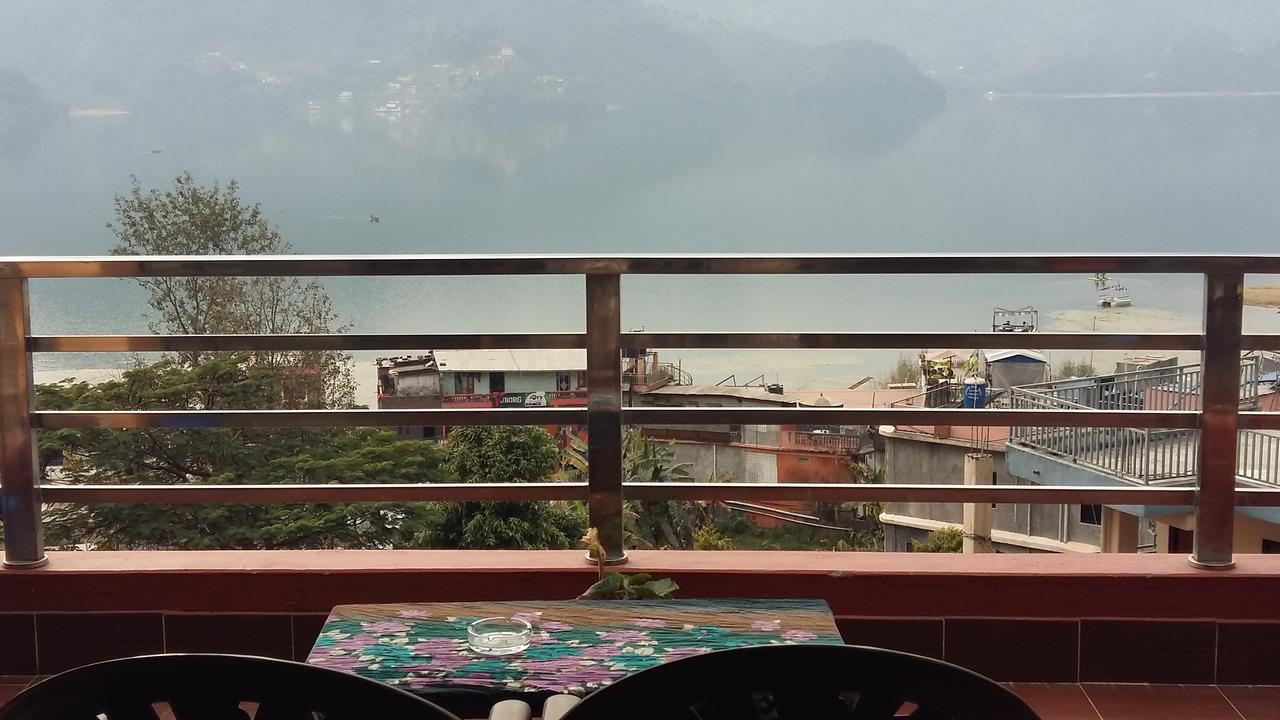 Hotel Bhadrakali Pokhara Inn Extérieur photo