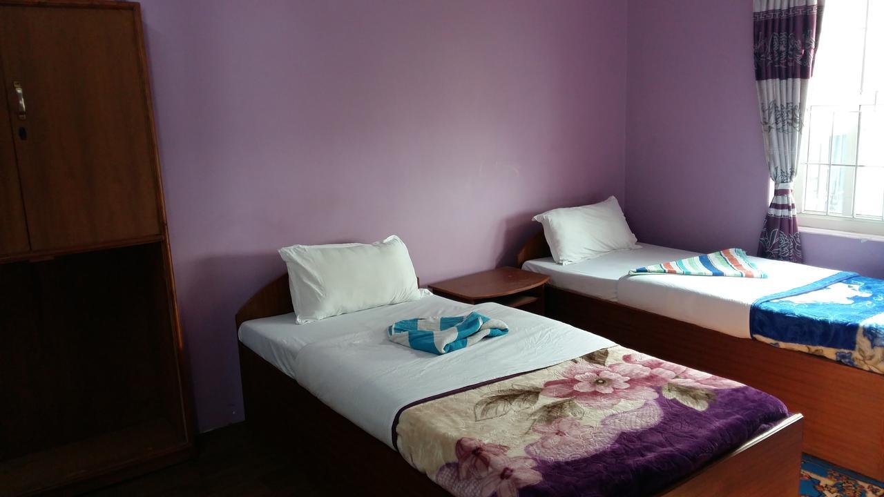 Hotel Bhadrakali Pokhara Inn Extérieur photo