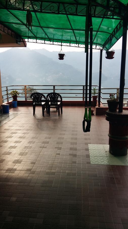 Hotel Bhadrakali Pokhara Inn Extérieur photo