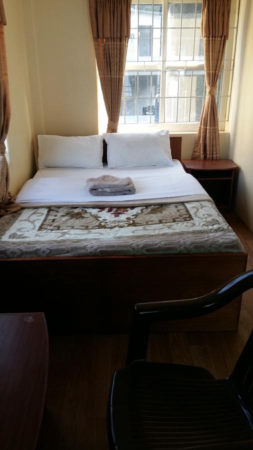 Hotel Bhadrakali Pokhara Inn Extérieur photo