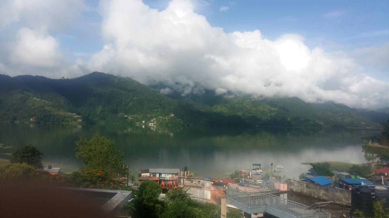 Hotel Bhadrakali Pokhara Inn Extérieur photo